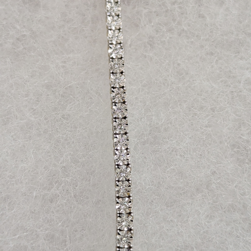 Real Diamond 10kt Gold Fanuc Style Tennis Bracelet 7 inches